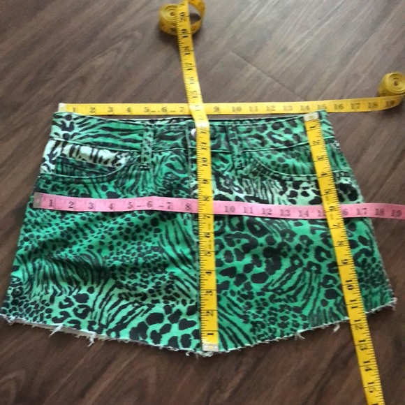 Vintage 90’s  Animal Print Denim Mini Skirt Jade Green Black Size Small S - Picture 13 of 14